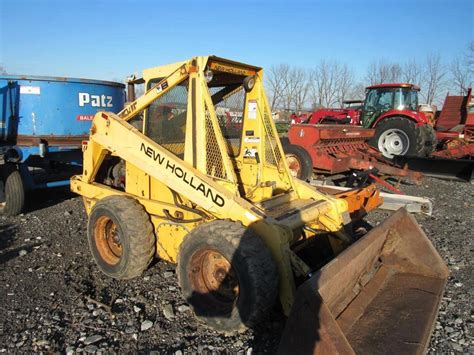 New Holland L779 skid steer loader 